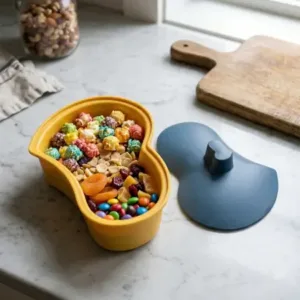 Multipurpose 3 Section Snack Serving Tray with Lid (1 Pc) ( default, OS )